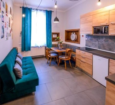 סיגישוארה Atrium 24 Studio מראה חיצוני תמונה